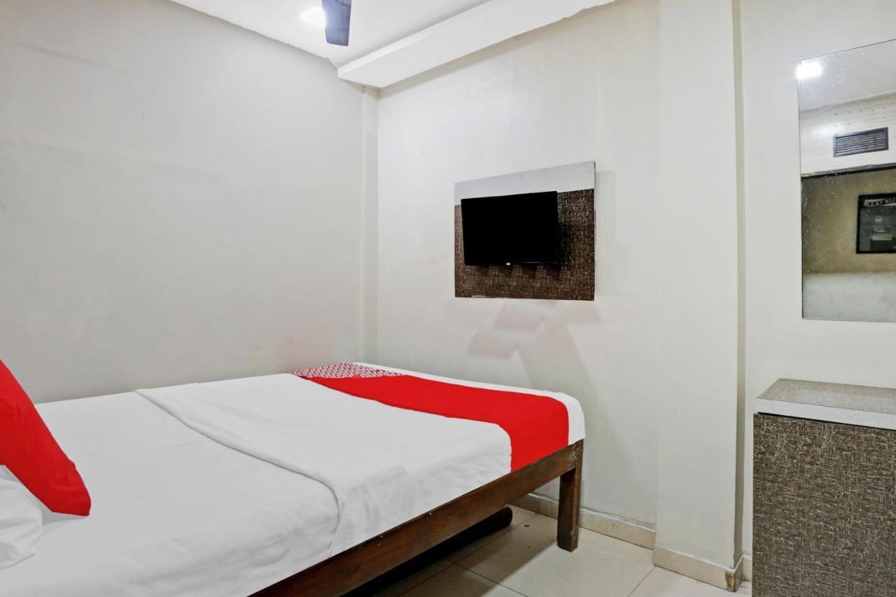 Oyo 84398 Maroshi Residency Bombaj Zewnętrze zdjęcie